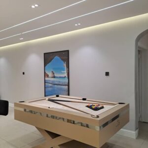 X-Brown Luxury Pool Table