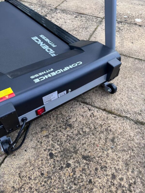 2hp Confidence Treadmill - Image 3
