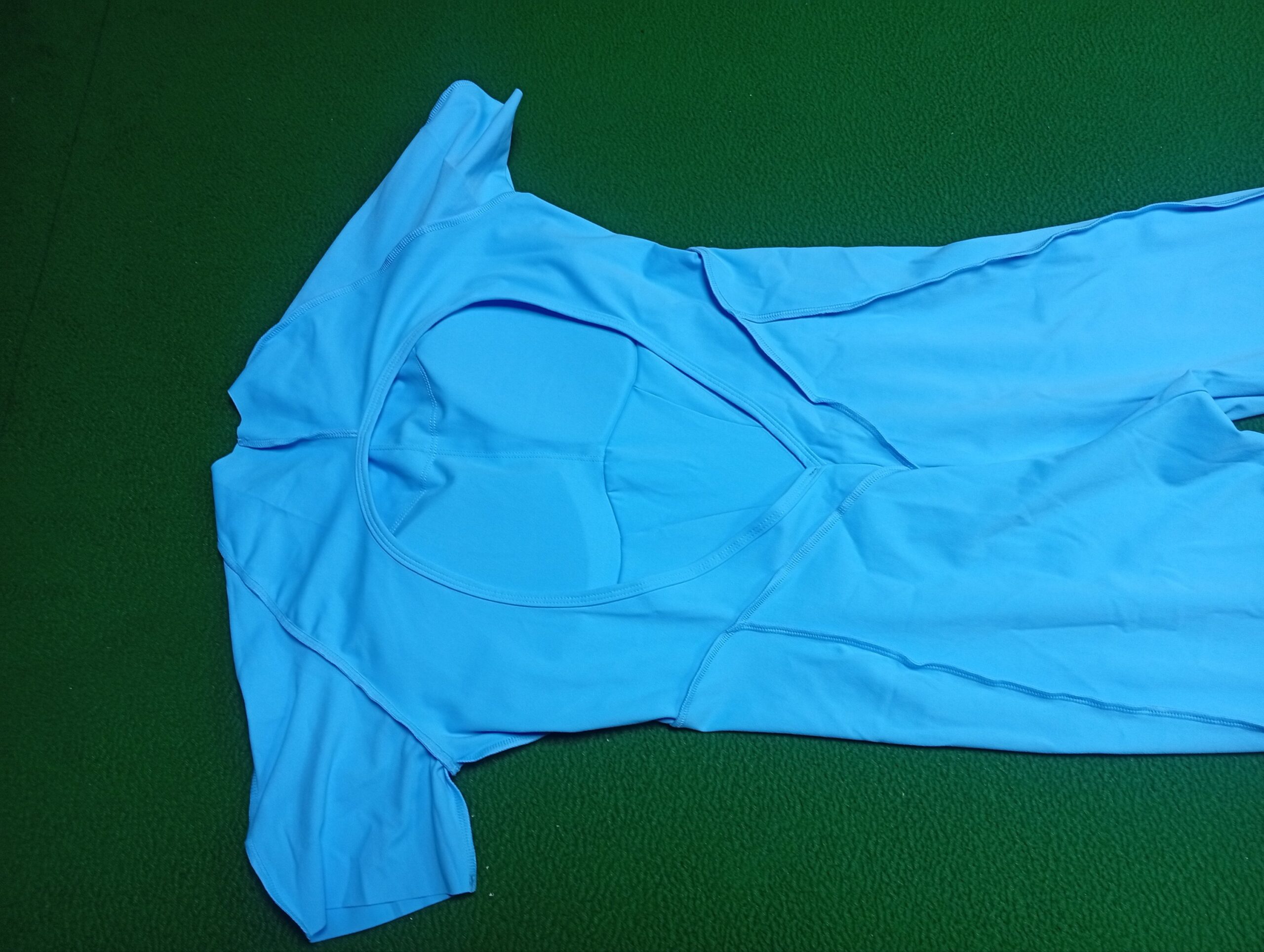 Short-sleeved Backless jumpsuit - Image 2